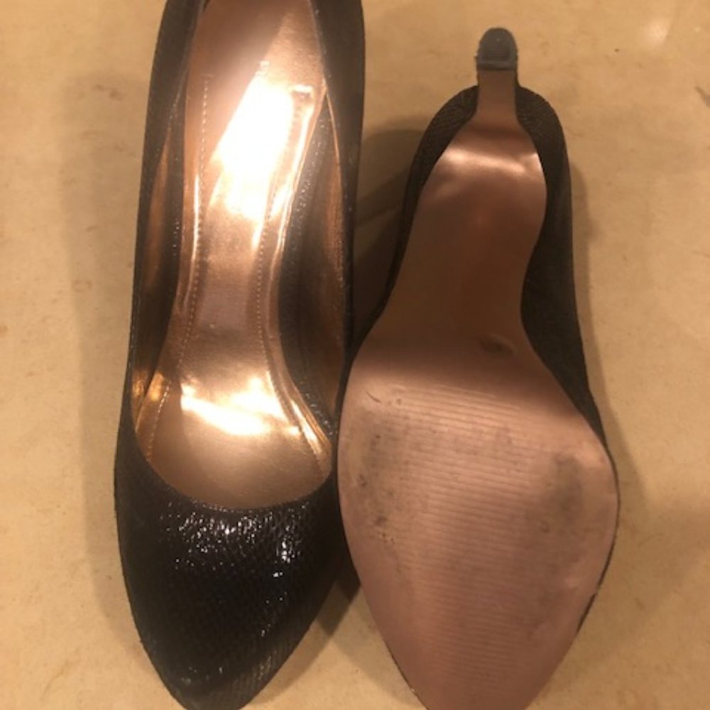 BCBG HIGH HILLS 7/5